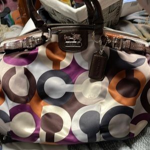 Vintage Coach Sophia satchel. Smoke free home. Kept in bin.